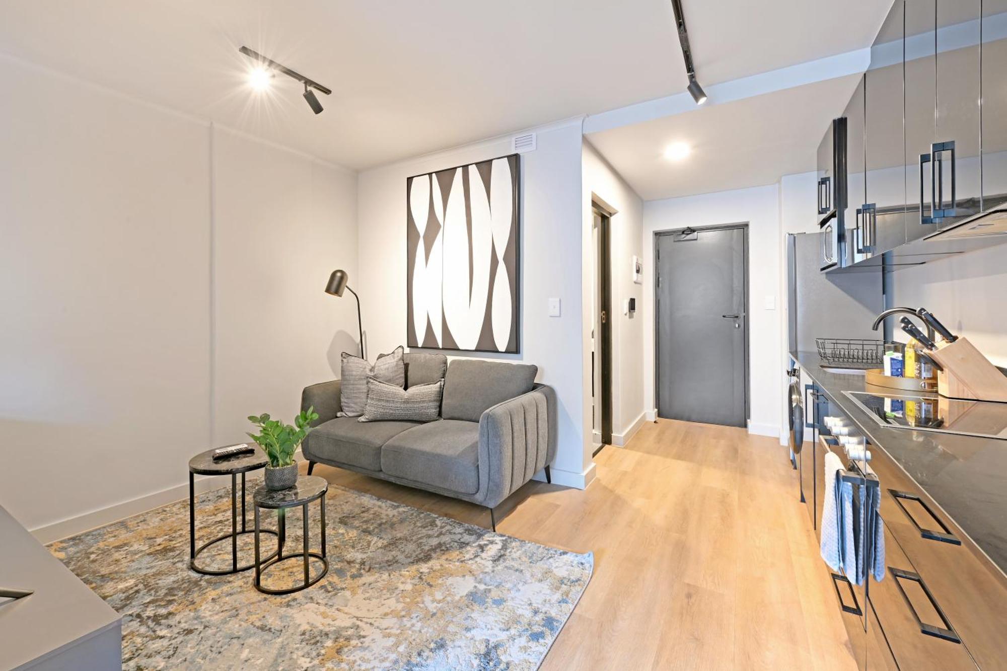 Nova - Chic Living At The Tokyo Appartement